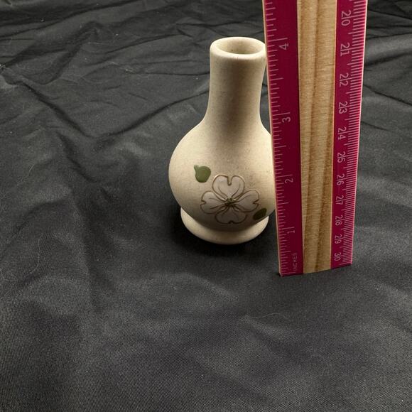 VTG Pigeon Forge Pottery bud vase - Picture 4 of 4